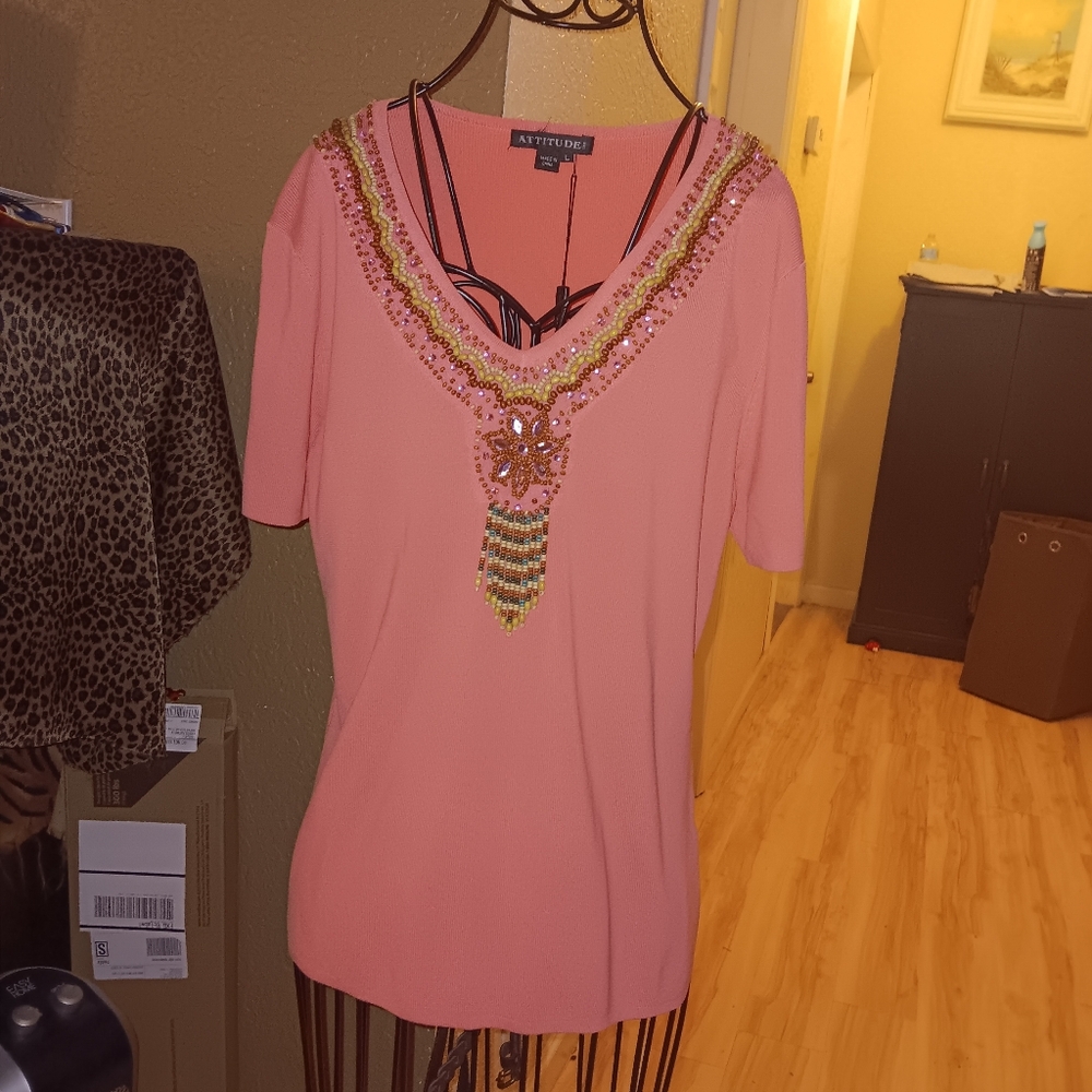 NWT PEACH KNIT ATTITUDE Enmbellished Women's KNIT Top sz L